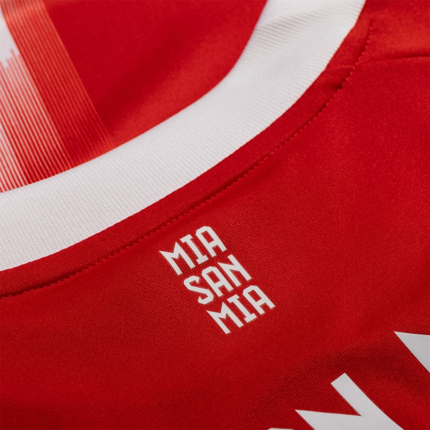 Bayern München DIER 15 Tøj,Billige Fodboldtrøjer Bayern München Langærmet DIER #15 Hjemmebanetrøje 2025-2026,Spillesæt Langærmet DIER 15 Bayern München Hjemmebanetrøje,Billige Fodboldtrøjer Bayern München