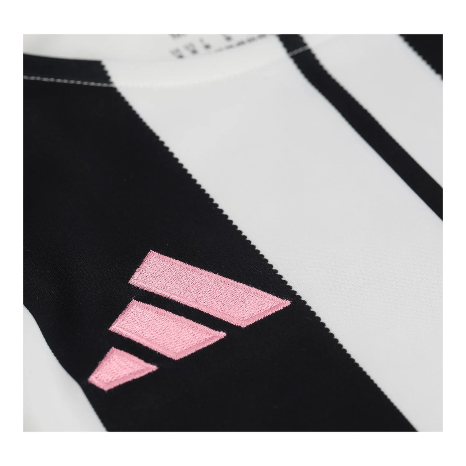 Juventus Tøj,Billige Fodboldtrøjer Juventus Dame Hjemmebanetrøje 2025-2026,Spillesæt Dame Juventus Hjemmebanetrøje,Billige Fodboldtrøjer Juventus