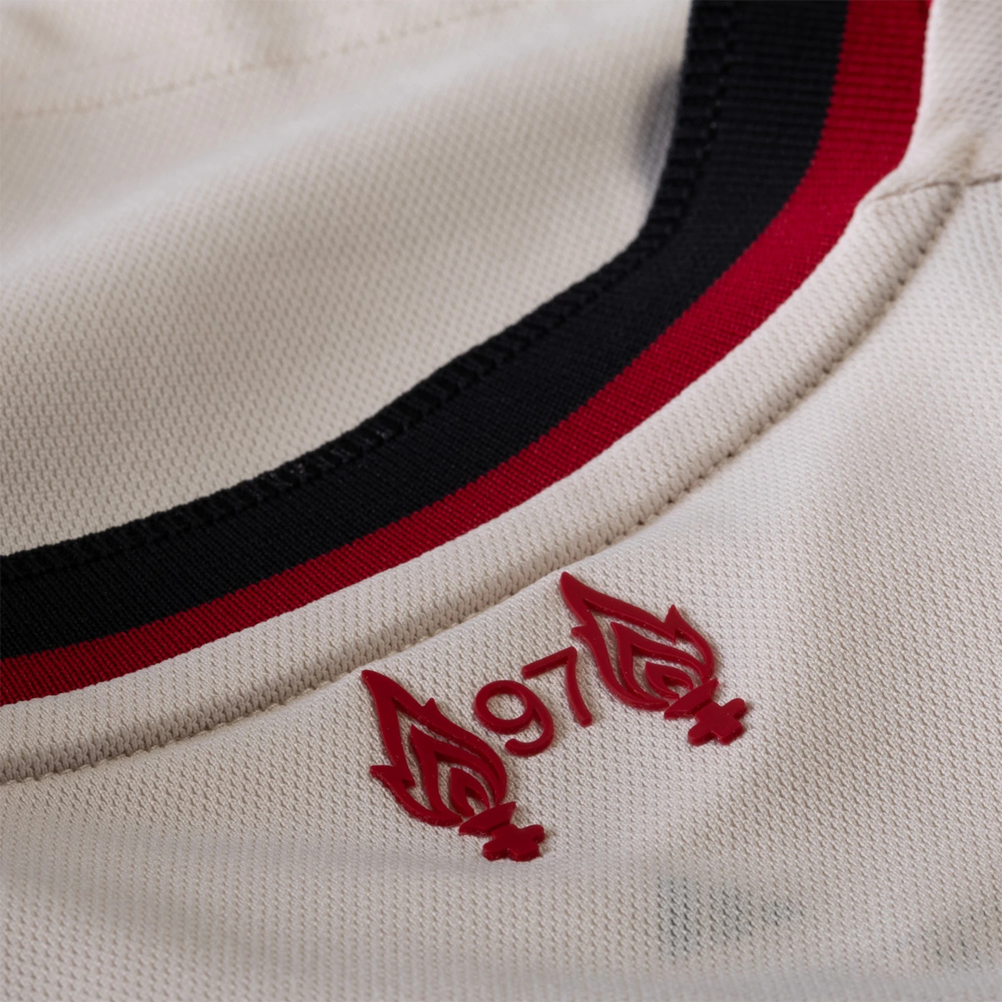 Liverpool FABINHO 3 Trøje,Billige Fodboldtrøjer Liverpool FABINHO #3 Udebanetrøje 2025-2026,Klubtrøjer FABINHO 3 Liverpool Udebanetrøje,Billige Fodboldtrøjer Liverpool