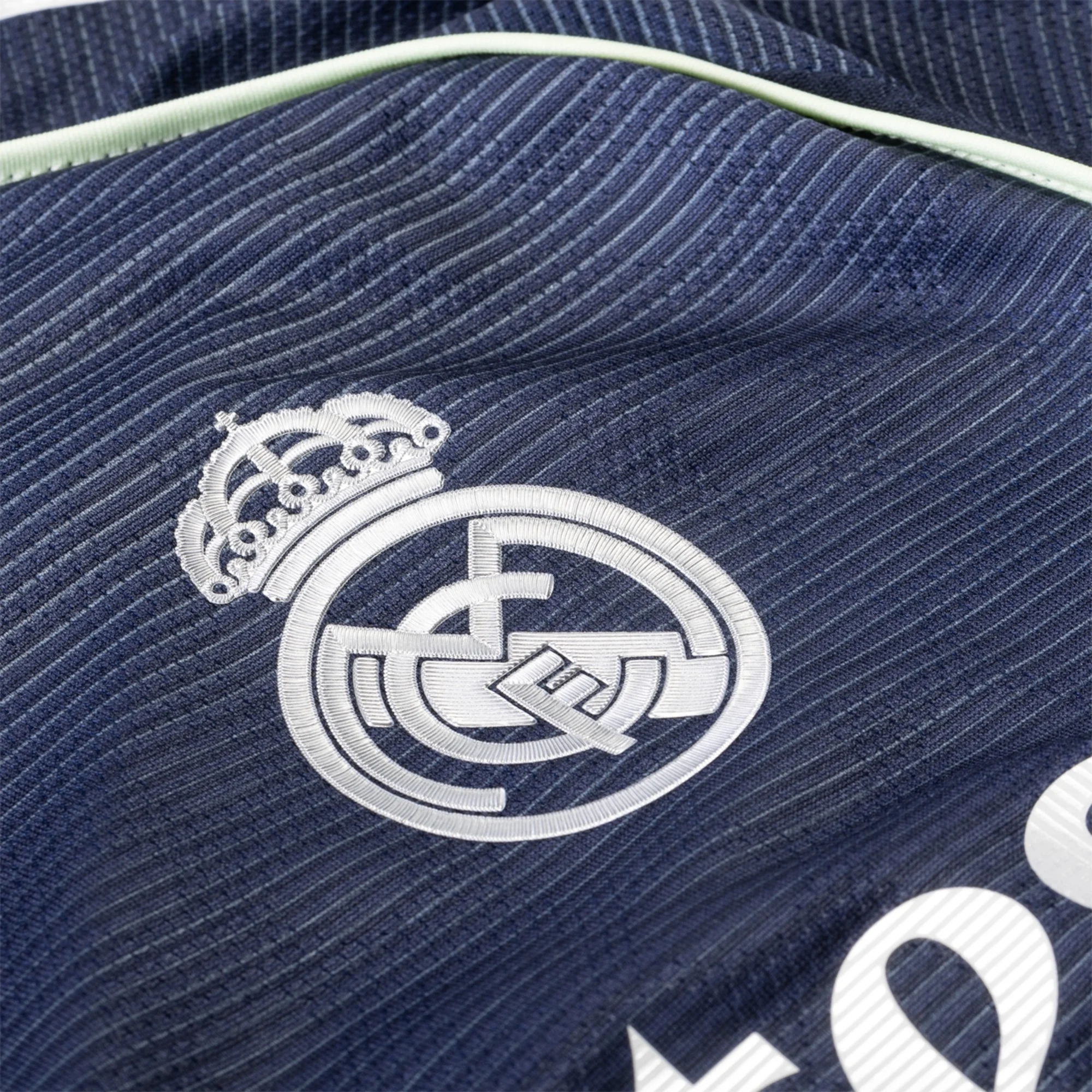 Real Madrid Spillesæt,sæt Træningstøj Langærmet LUCAS V 17 Real Madrid Udebanetrøje på tilbud,Trøje Real Madrid,Real Madrid Udebanetrøje 2025-2026